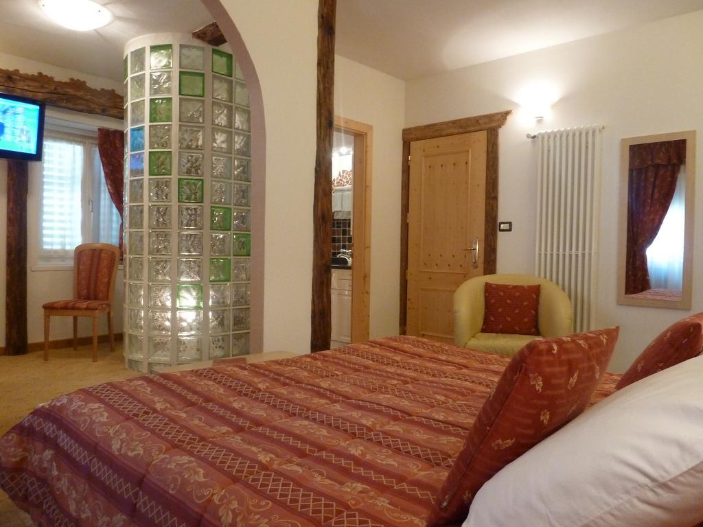 apart-hotel ANCORA Castello-Molina di Fiemme Kamer foto